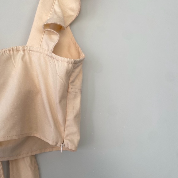 RUFFLED KNOTTED CROP TOP - Picture 6 of 8